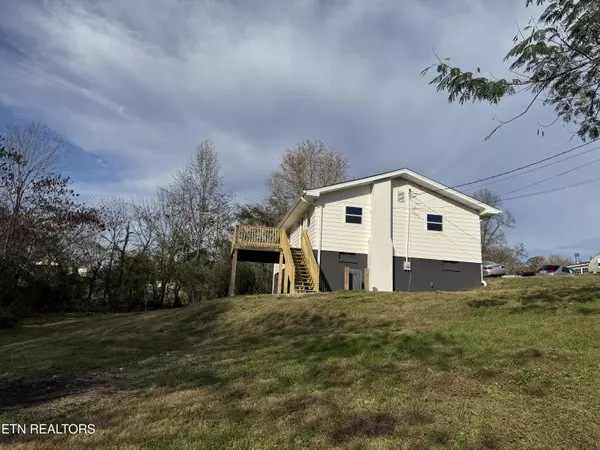 Rocky Top, TN 37769,121 Bryant CIR