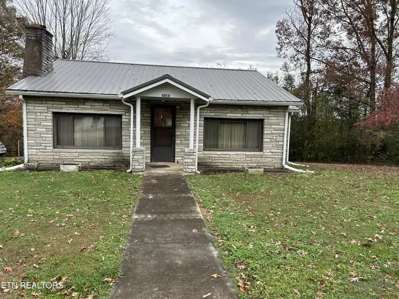 1053 Carding Machine Rd, Loudon, TN 37774