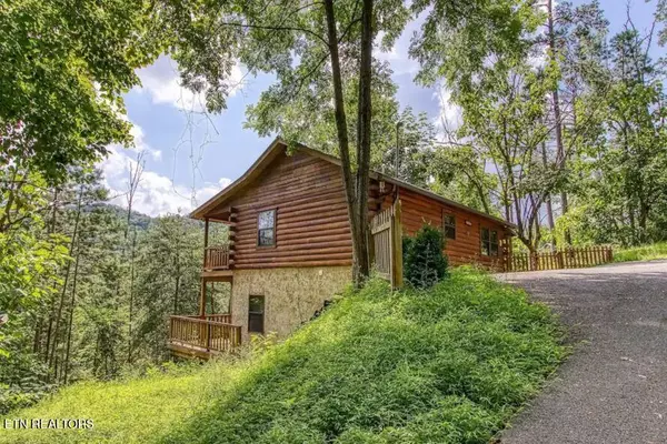 2023 Lones Branch LN, Sevierville, TN 37876