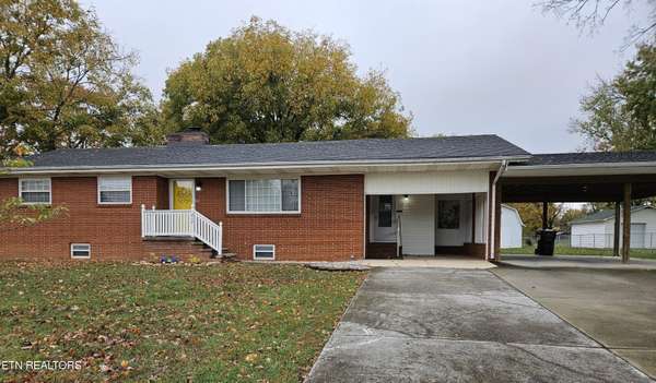 217 Pinedale St, Maryville, TN 37801