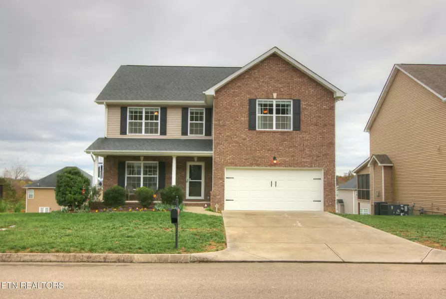 6036 Hollow View LN, Knoxville, TN 37924