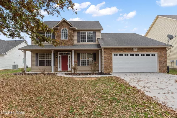 6472 Painter Farm LN, Knoxville, TN 37931