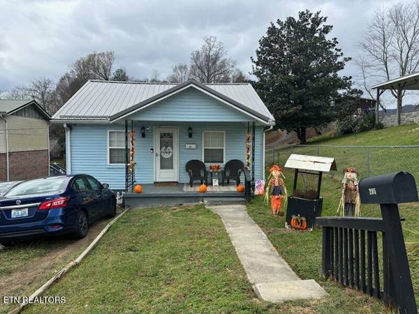 205 Oakwood Rd, Middlesboro, KY 40965