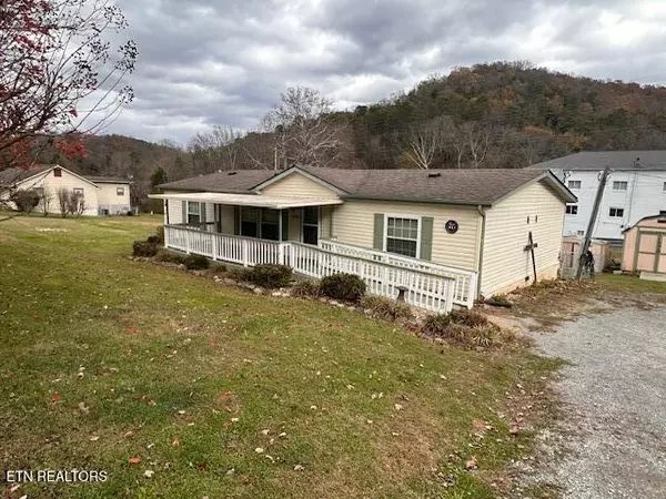 Powell, TN 37849,8930 Childress Rd