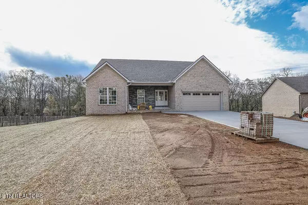 711 Farm Of The Smokies WAY, Maryville, TN 37804