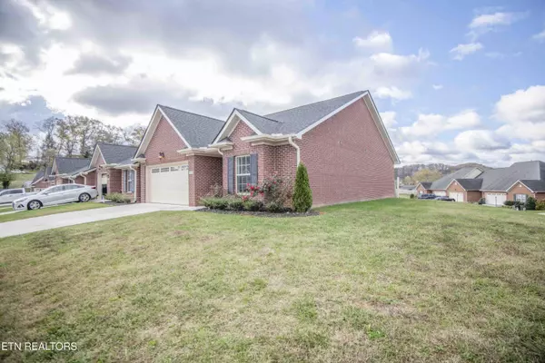 Knoxville, TN 37918,5859 Trestle WAY