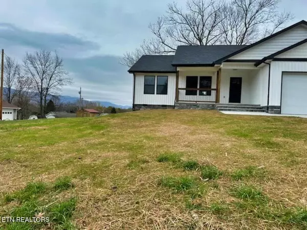 Lafollette, TN 37766,273 Eastwood DR