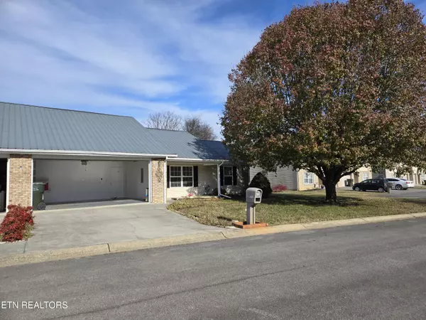 254 Dumplin LN, Kodak, TN 37764