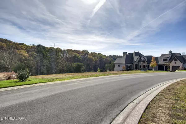 Lenoir City, TN 37772,292 Beckets WAY