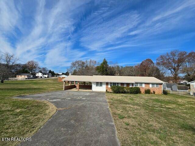 1307 McArthur Rd, Maryville, TN 37804