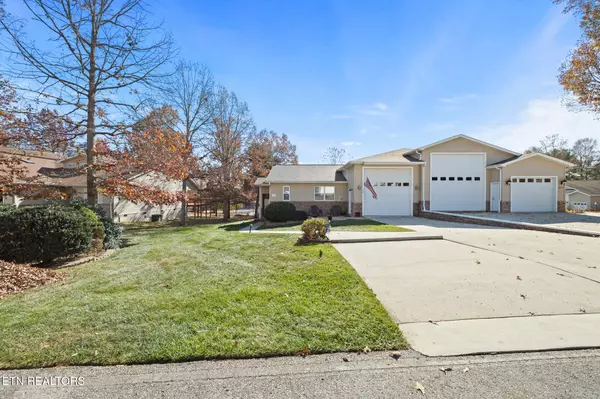 275 Hawthorn LOOP, Crossville, TN 38555
