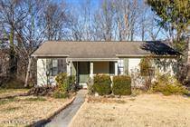 215 White Pine LN, Rockford, TN 37853