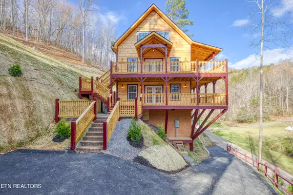 Gatlinburg, TN 37738,1144 Cole LN