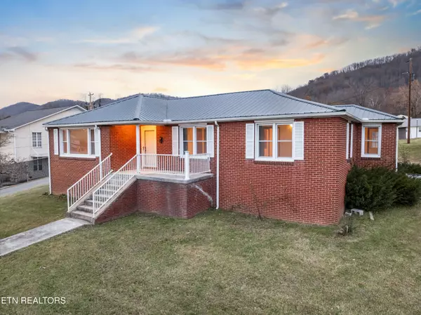 707 Central Ave, Lafollette, TN 37766