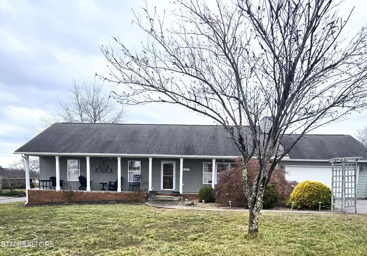 Dandridge, TN 37725,727 Burchfield Rd