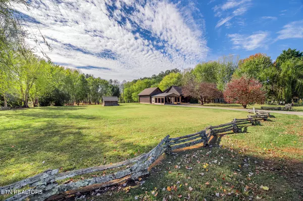 278 Savannah Shores DR, Delano, TN 37325