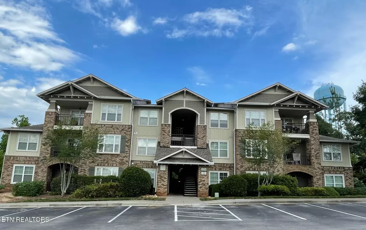 Knoxville, TN 37920,3720 Spruce Ridge Way #2202