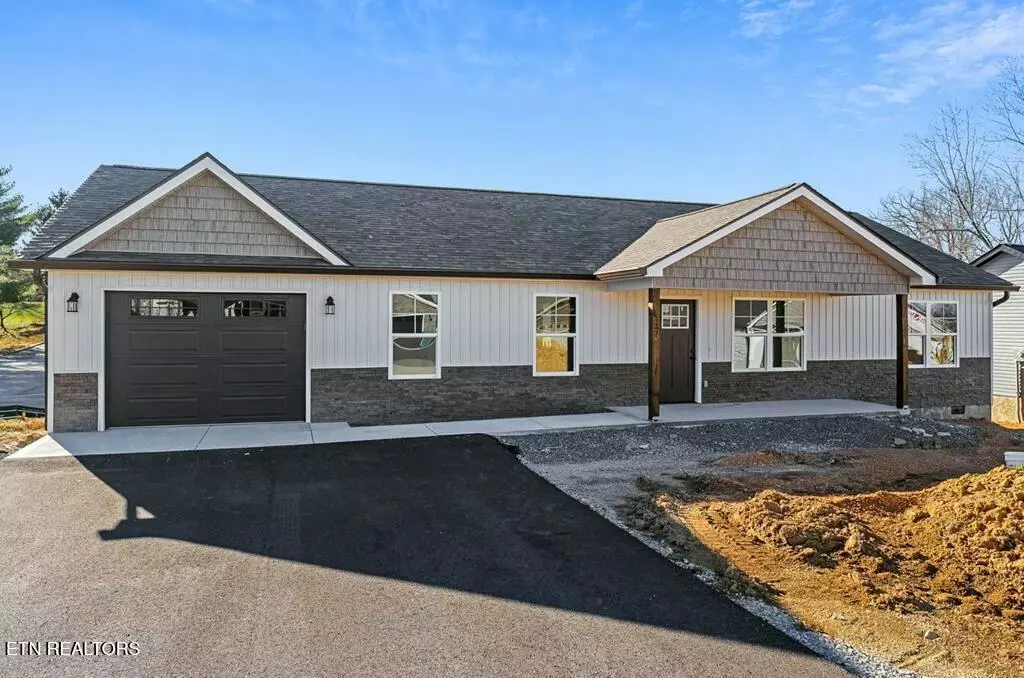 Crossville, TN 38555,127 Sky View CT