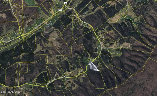 1644 Round Barn Rd, Powder Springs, TN 37848