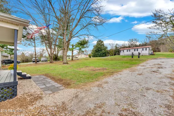 Sparta, TN 38583,229 Middle DR