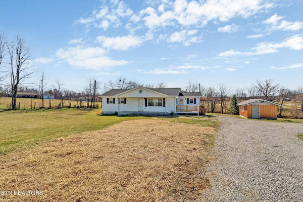 1065 Old Grimsley Rd, Grimsley, TN 38565