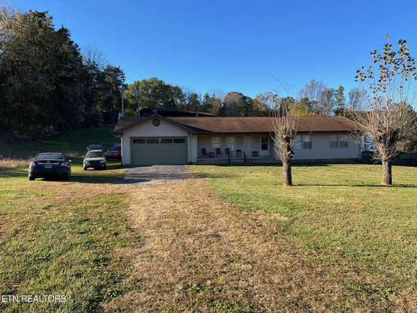 3310 Back Valley Rd., Speedwell, TN 37870