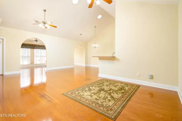 Seymour, TN 37865,810 Fountain View WAY