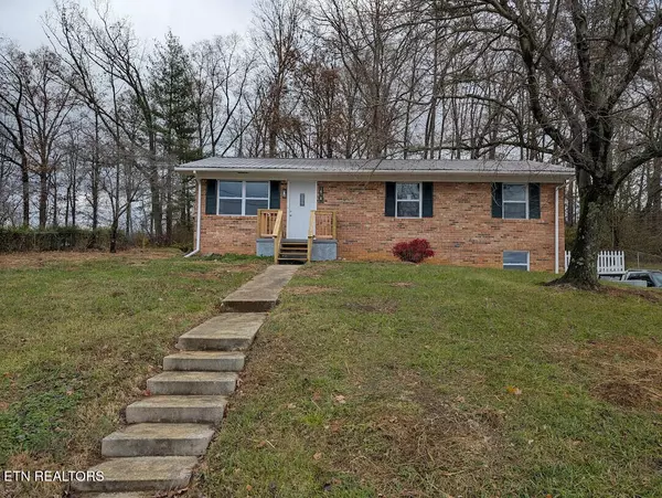 1698 Elgin DR, Morristown, TN 37814