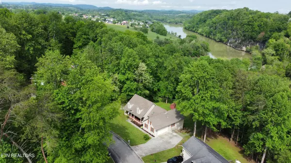 Kodak, TN 37764,3268 River Pointe CIR