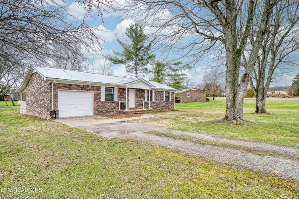 3056 Zeb Warren Road Rd, Cookeville, TN 38506