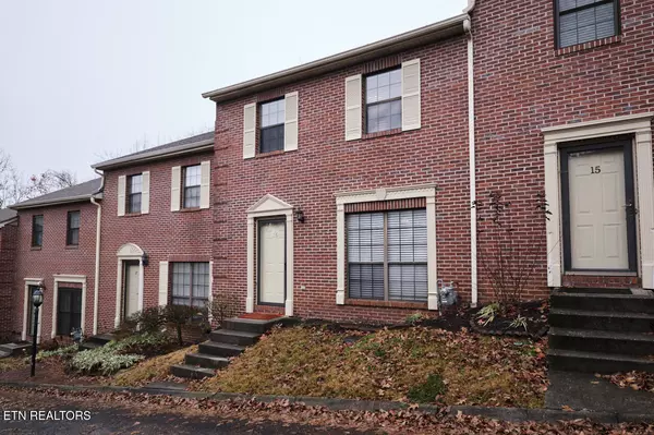 437 Gallaher View Rd #16, Knoxville, TN 37919