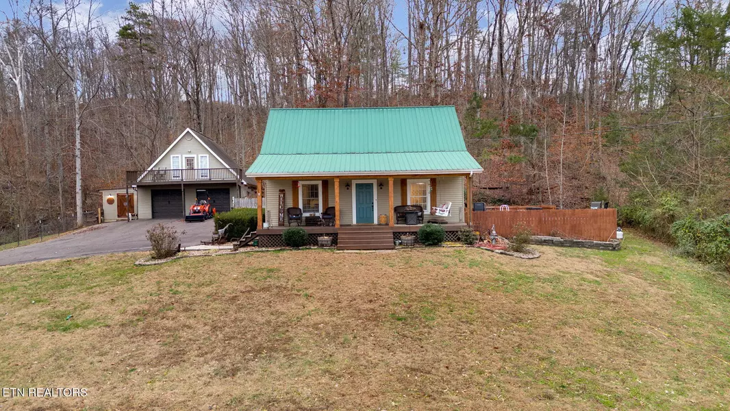 194 Old Elverton Rd, Harriman, TN 37748