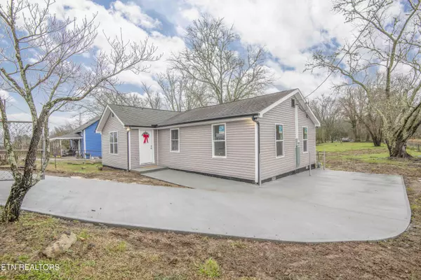 477 Marlow Circle CIR, Clinton, TN 37716