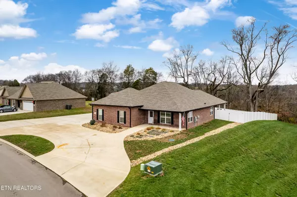 1916 Griffitts Mill CIR, Maryville, TN 37803