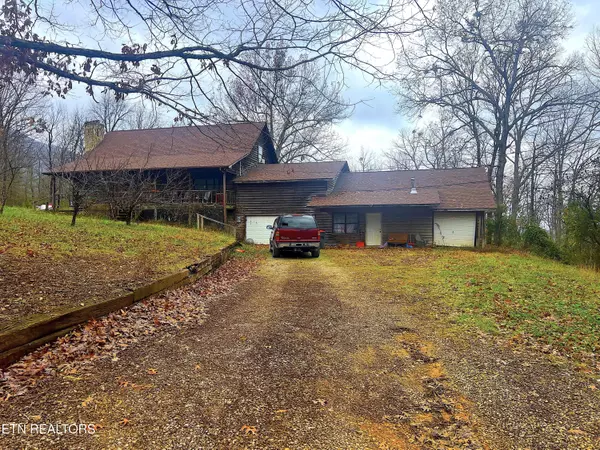 Maryville, TN 37803,3679 Chilhowee Tr