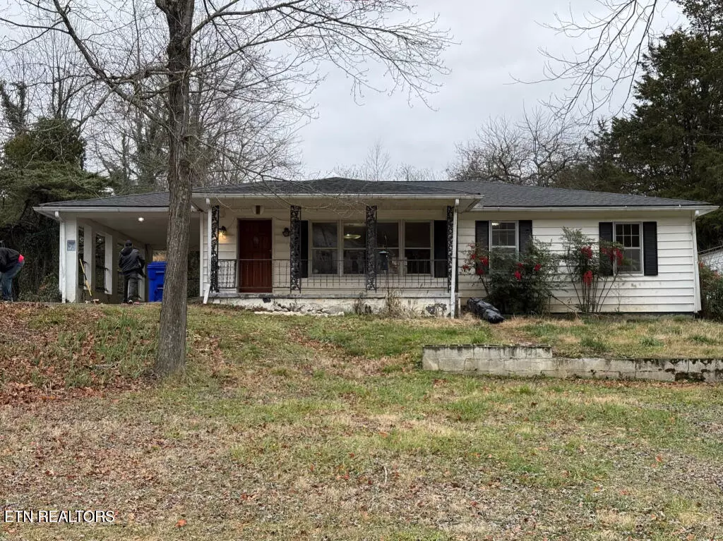 Harriman, TN 37748,123 Smith LN