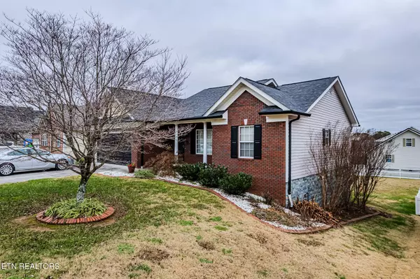 214 Fyke DR, Athens, TN 37303