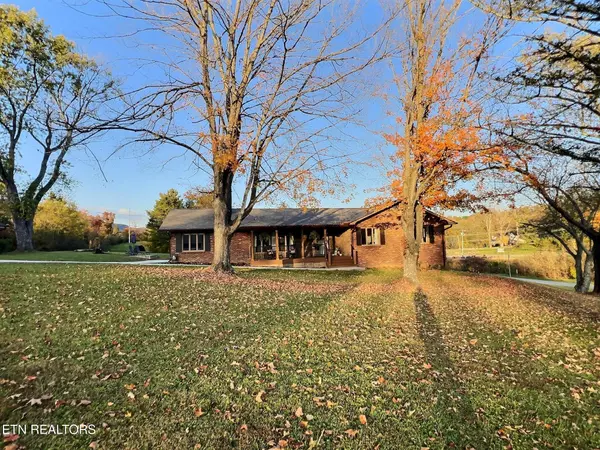 1642 Old Jacksboro Hwy, Lafollette, TN 37766