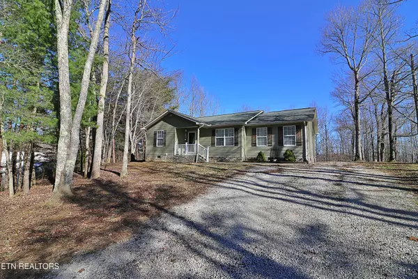 2163 Cherry Fork Rd, Helenwood, TN 37755