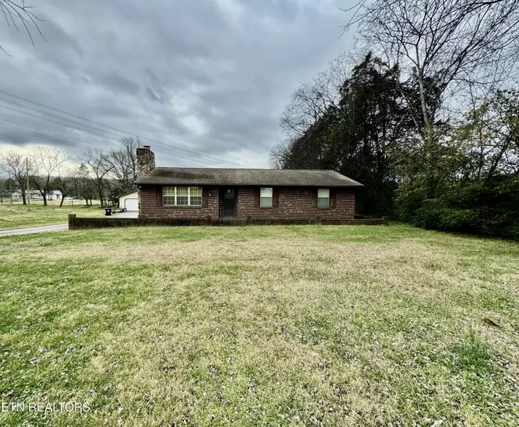 133 Cedar Crest LN, Friendsville, TN 37737