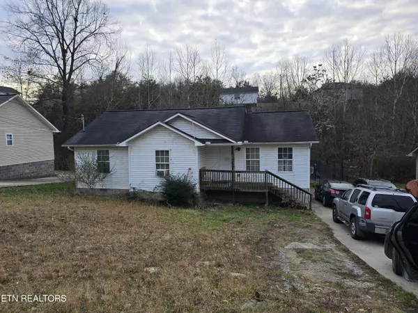 206 Sandy HIll Rd, Lafollette, TN 37766