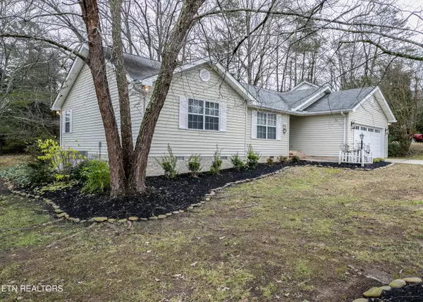 Oak Ridge, TN 37830,103 English CT