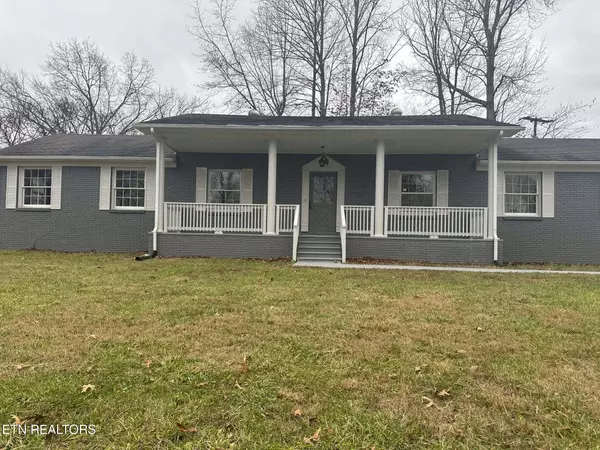 423 Main St, Byrdstown, TN 38549