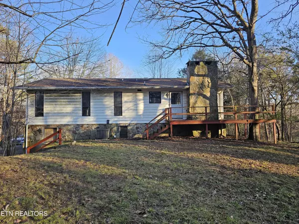 Clinton, TN 37716,225 Tracy Allison LN