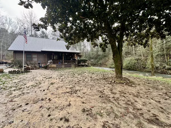 771 Fall Creek Rd, Rockwood, TN 37854