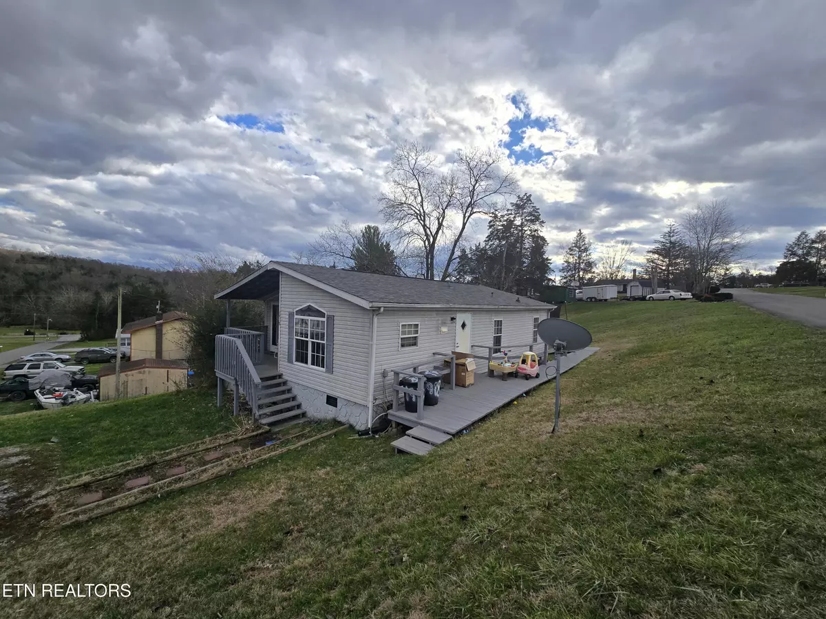 Tazewell, TN 37879,1918 Ball St