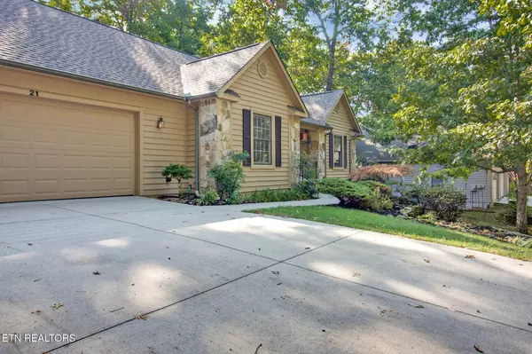 Crossville, TN 38558,21 Amesbury CT