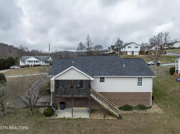 Mount Carmel, TN 37645,307 Spring House CT