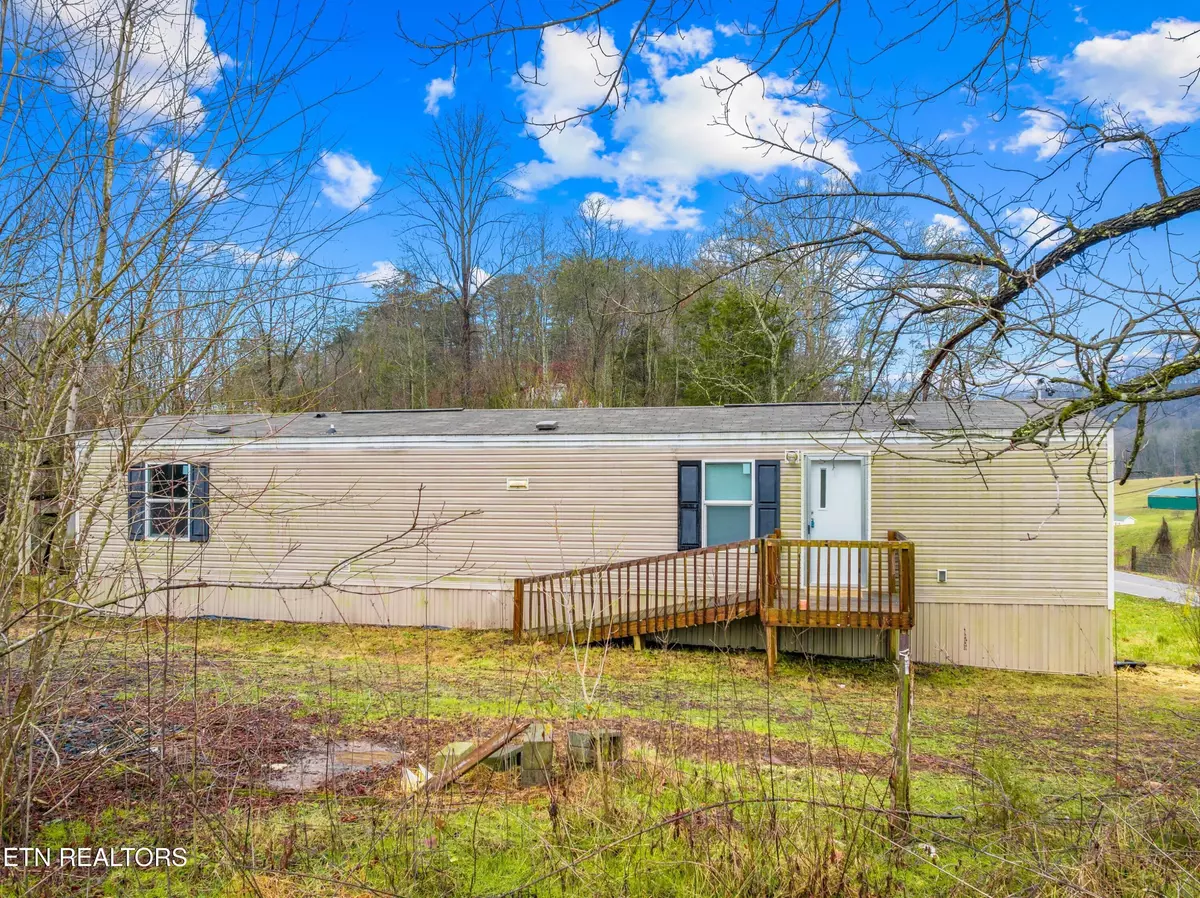 Washburn, TN 37888,4794 Tater Valley Rd