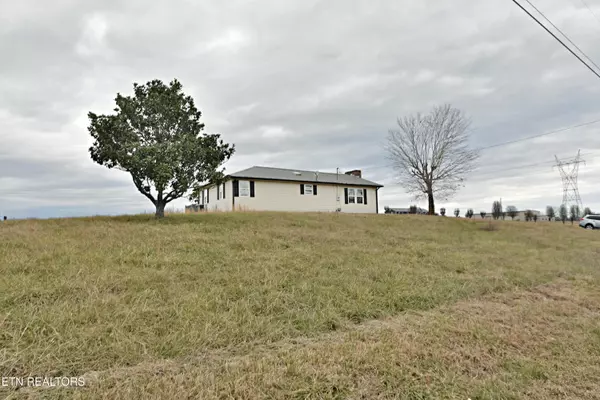 Loudon, TN 37774,6005 Davis Ferry Rd